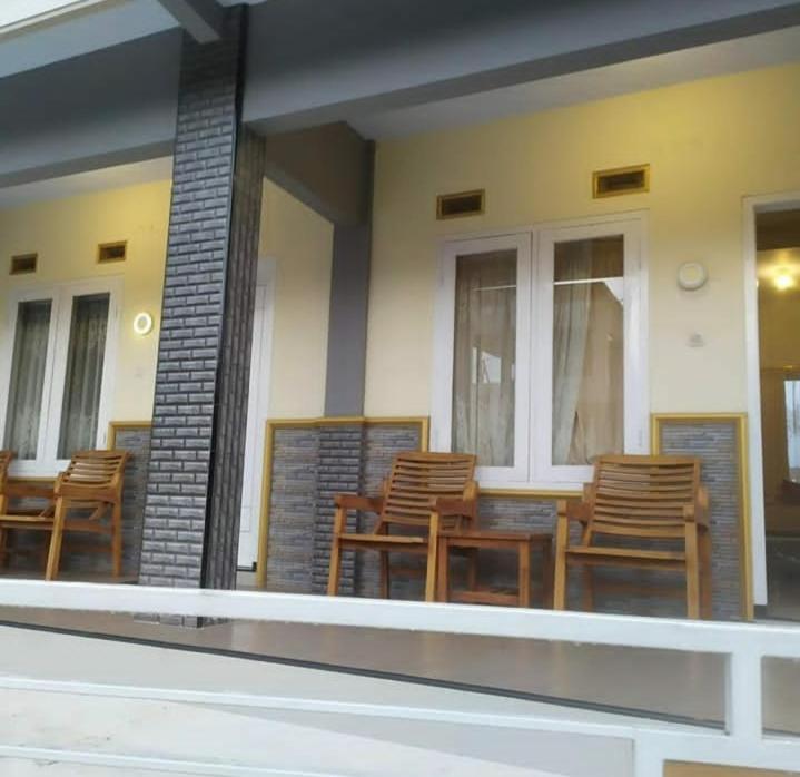 Bromo Otix Guest House Exteriör bild