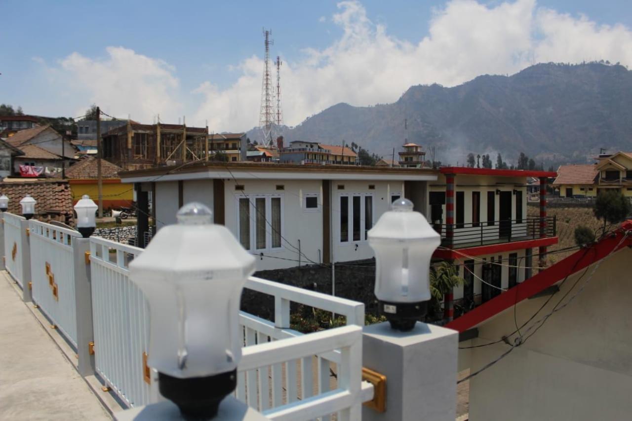 Bromo Otix Guest House Exteriör bild