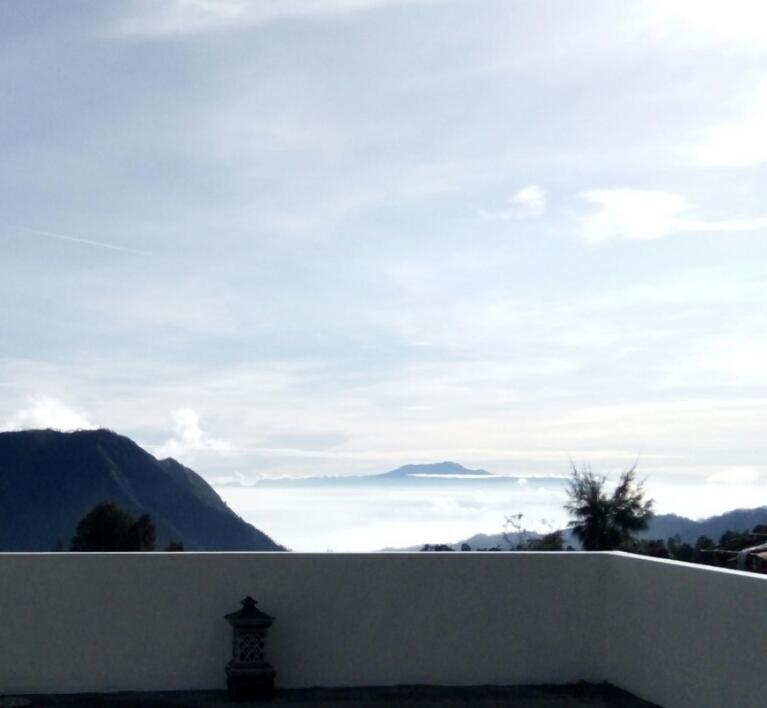 Bromo Otix Guest House Exteriör bild