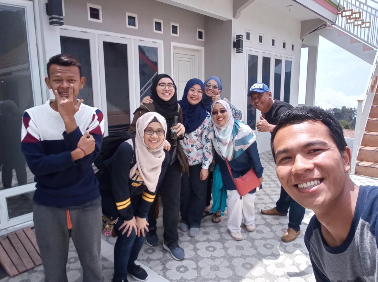 Bromo Otix Guest House Exteriör bild