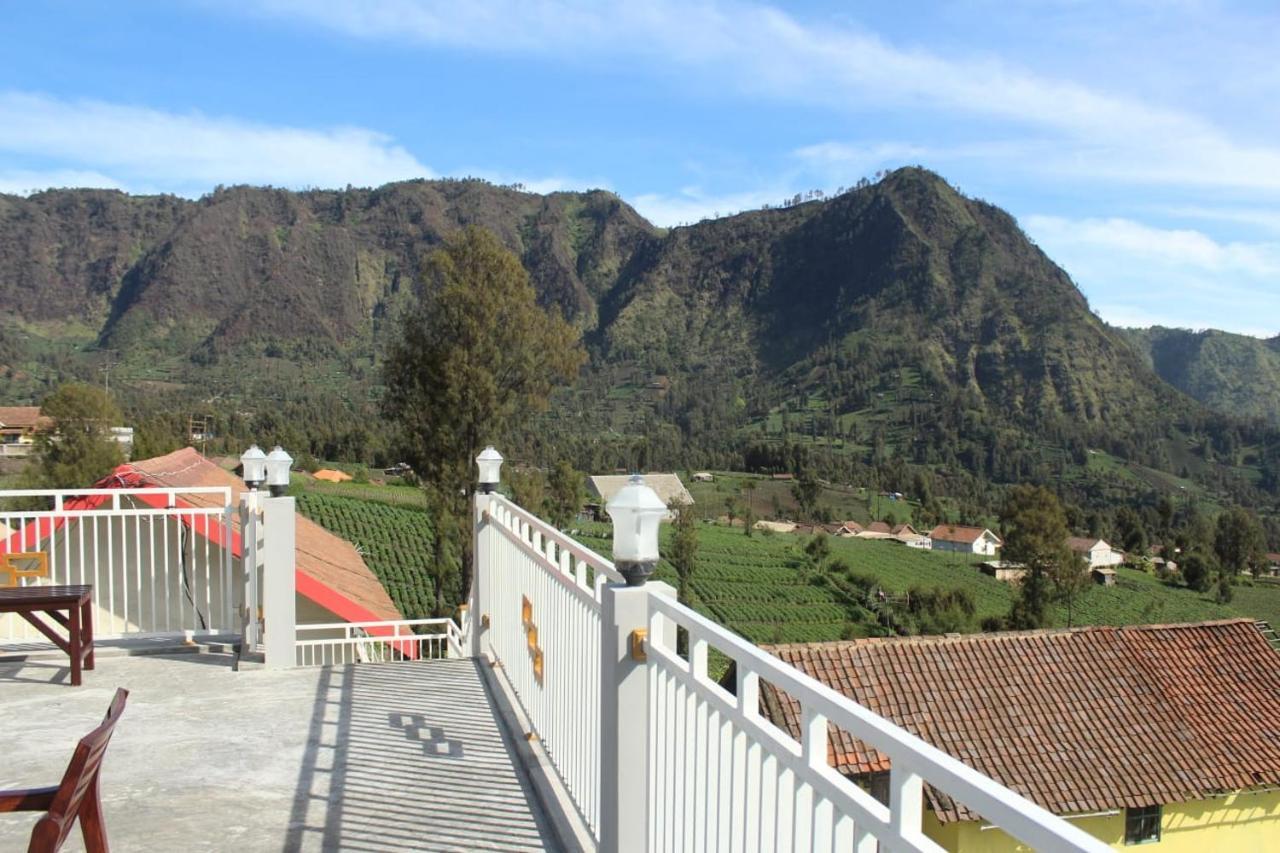Bromo Otix Guest House Exteriör bild